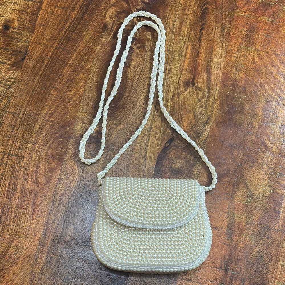 Vintage Le Regale Faux Pearl Mini Purse